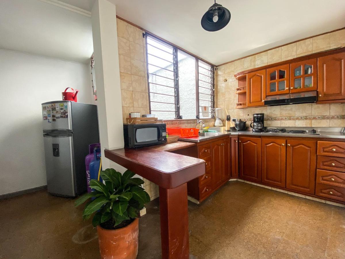 Apartmán Oasis En El Corazon De Medellin, Laureles Exteriér fotografie